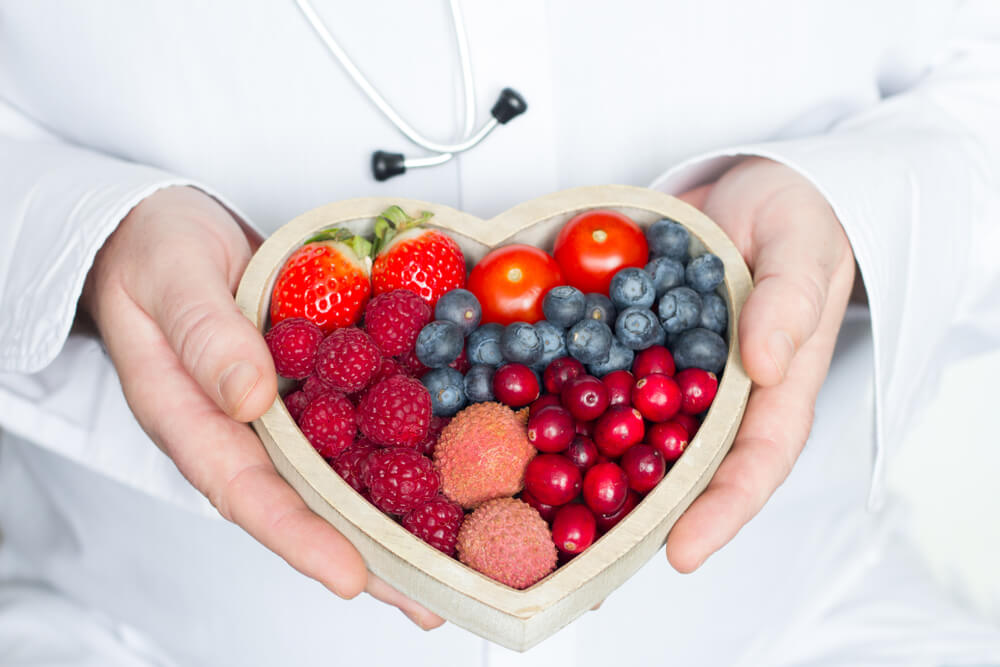 Doctor presents personalized nutrition for heart disease